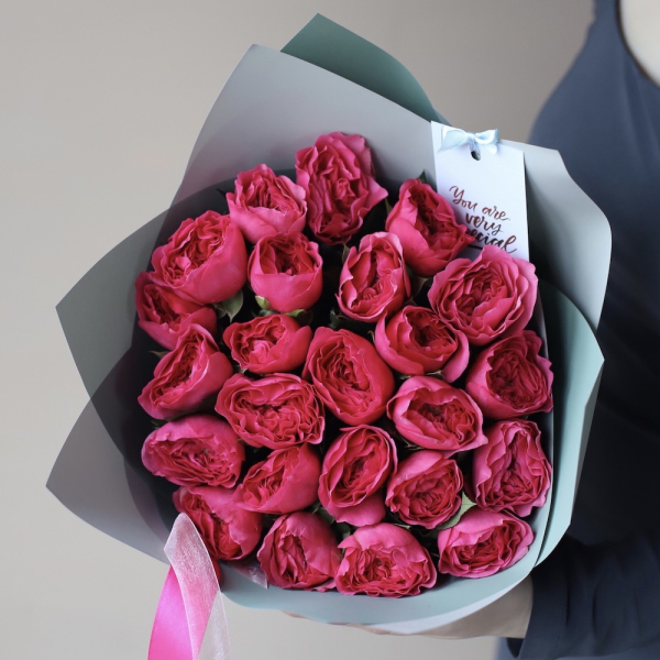 Букет из пионовидных роз Дэвида Остина Кейт - 23 розы