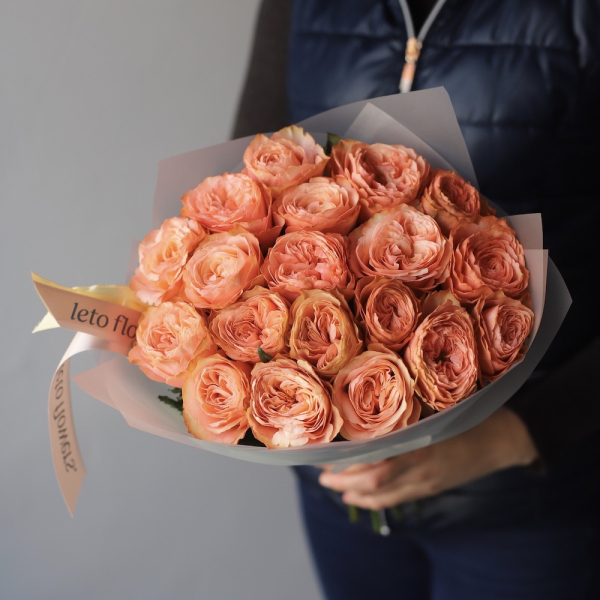 Букет из пионовидных роз Кахала - 19 роз