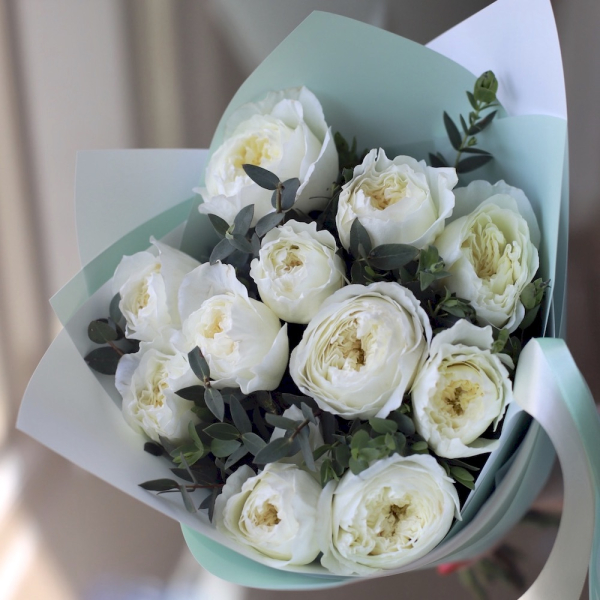 Букет из пионовидных роз Дэвида Остина Пейшенс - 11 роз